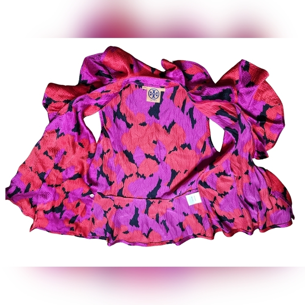 100% Silk Collared Ruffle Blouse, Size 2 (small) - Picture 3 of 5